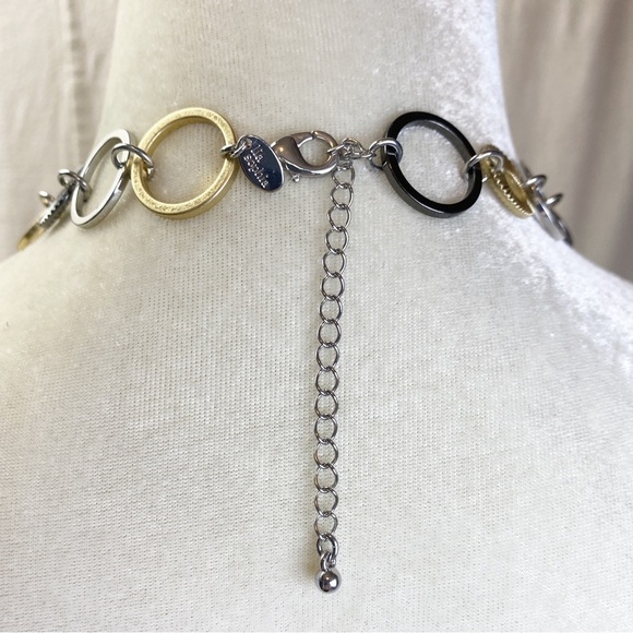 Lia Sophia Improv Mixed Metal Open Linked Circle Shaped Necklace - Picture 4 of 8